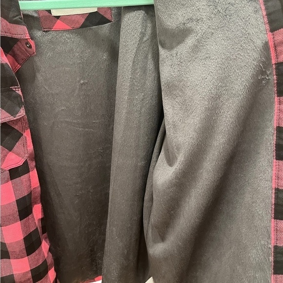 Legendary Whitetails Flannel Plaid Button Down  fur faux Lining Shirt Si… - Picture 7 of 11